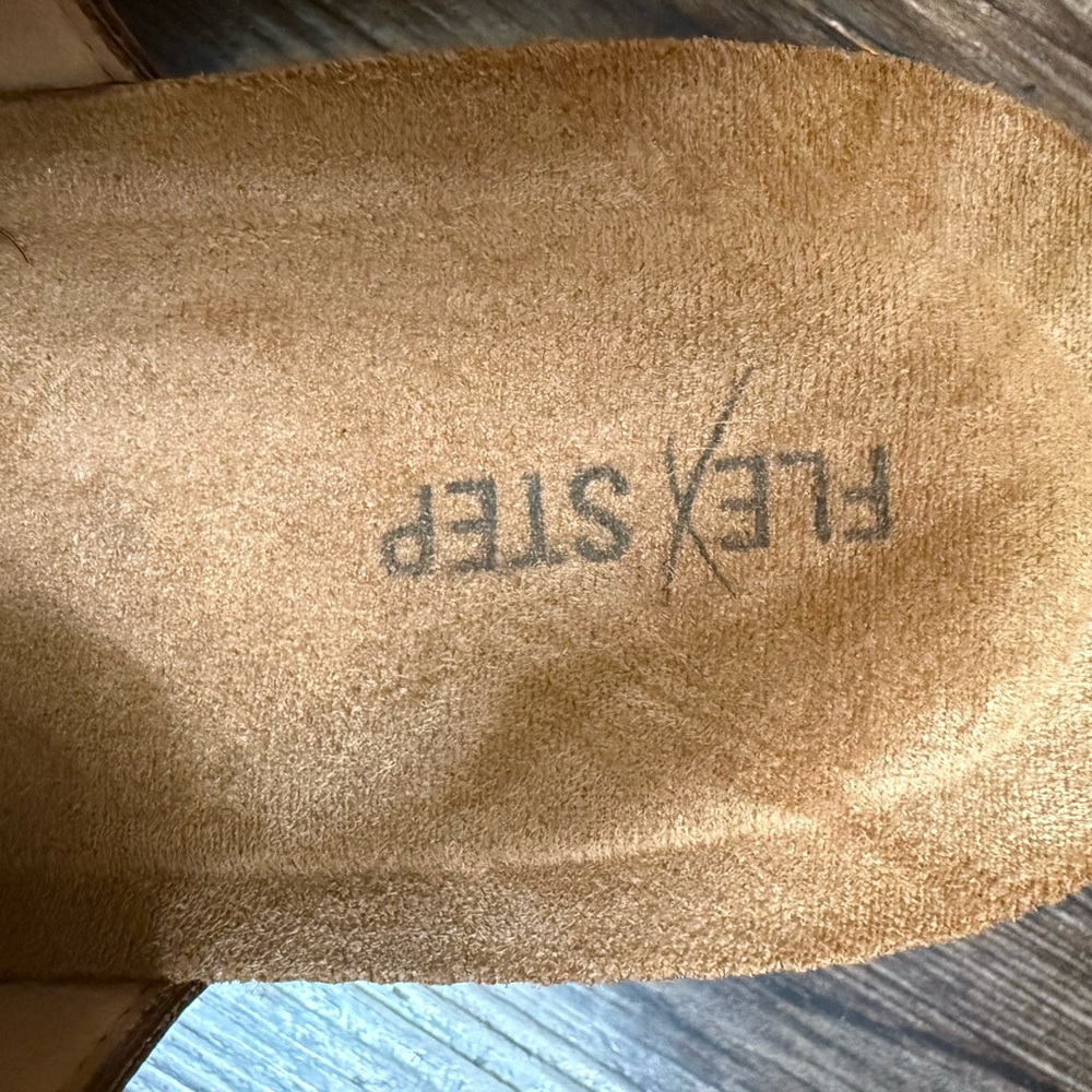 Flex Step Sandals - Picture 5 of 6